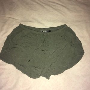 H&M olive shorts (size 8, fits like 4/6)